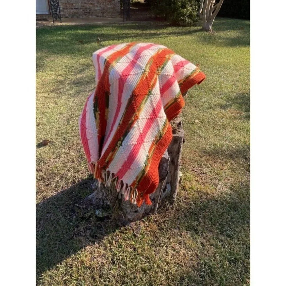Handmade Crocheted‎ Aztec Southwestern Fall Afghan Throw Blanket Fringed 43 x 66